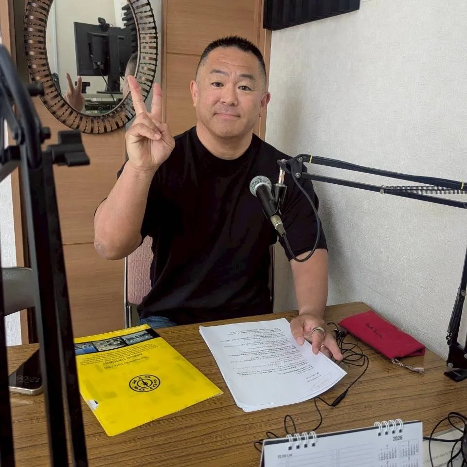 第一回ラジオ出演無事に終わりました〜📻